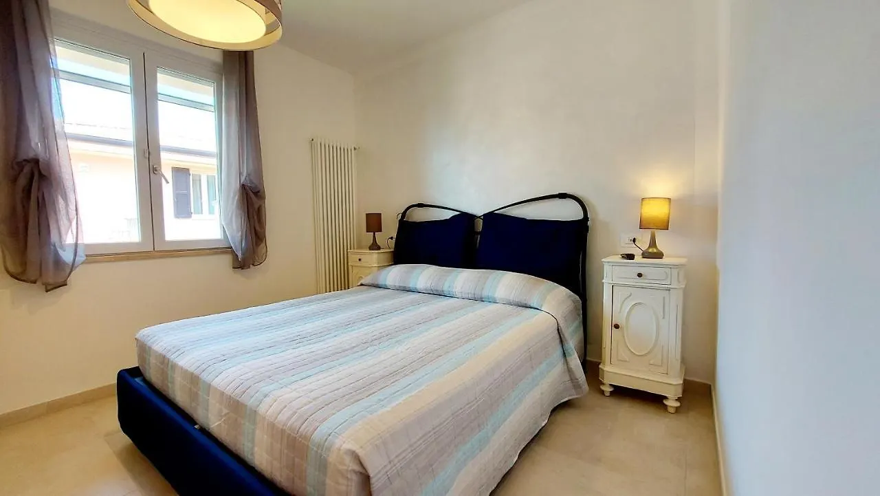 Narcisa View Lake&Pool Apartment Bardolino 0*,  Italy