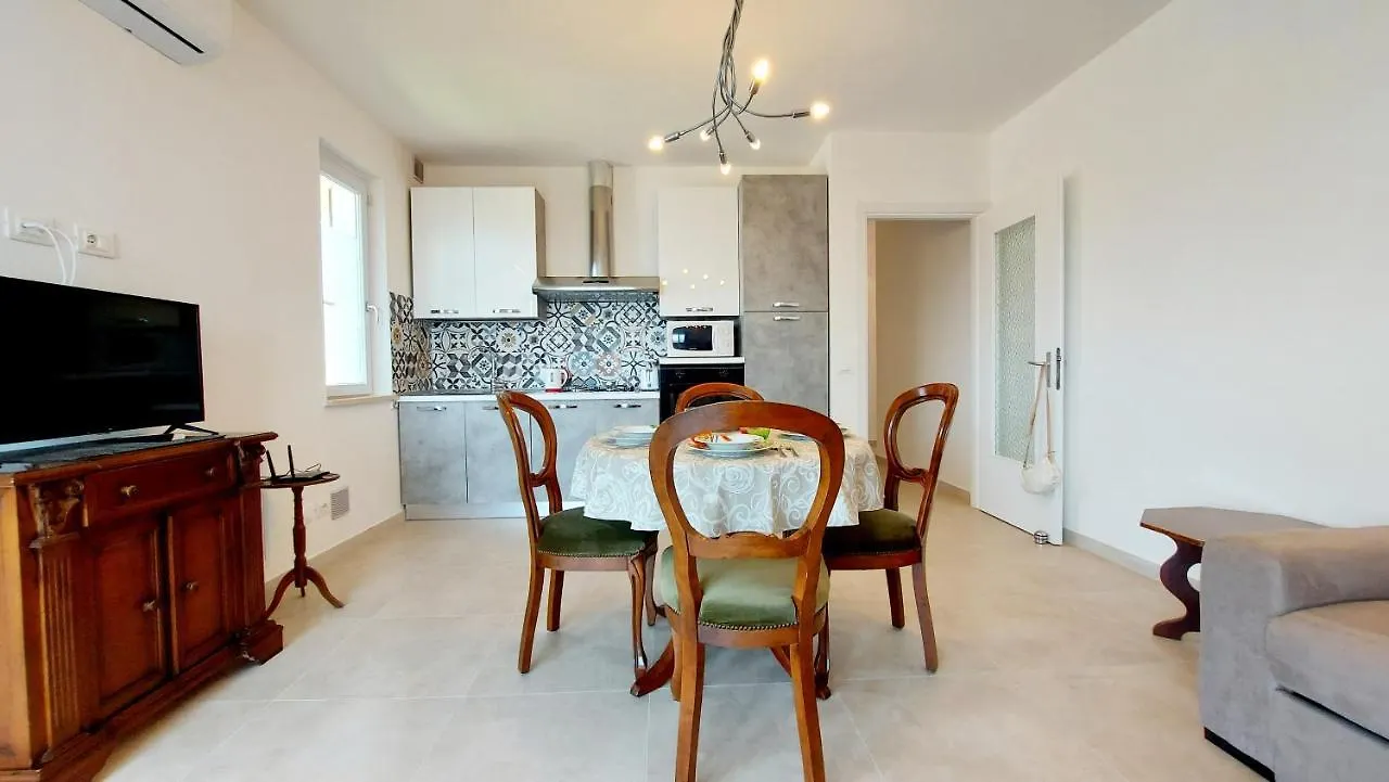 Narcisa View Lake&Pool Apartment Bardolino
